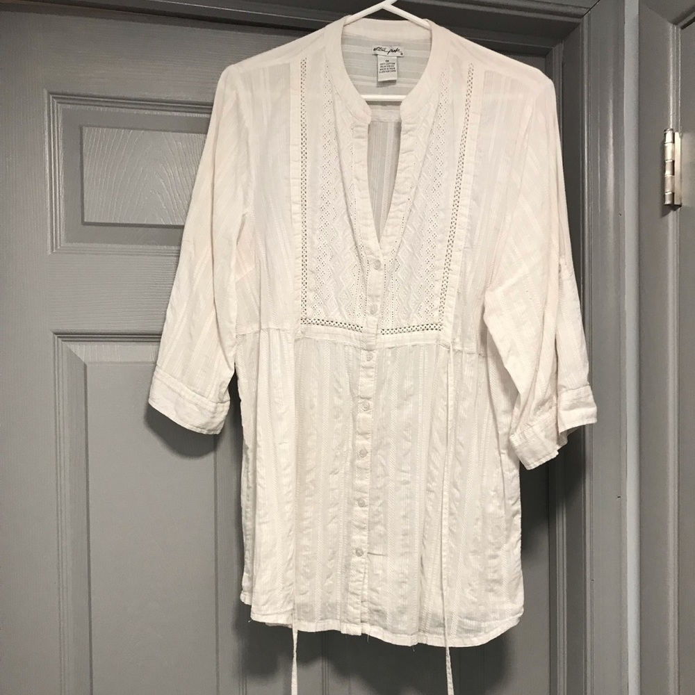 💞1X  Top. MUST BUNDLE